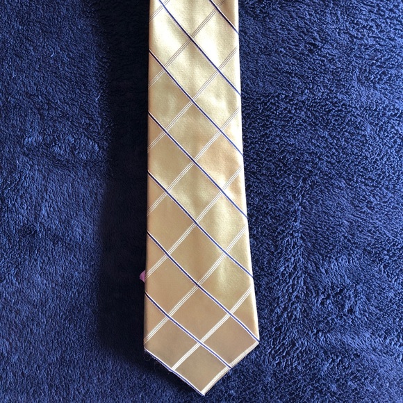 Green Bass Silk tie - Picture 1 of 2